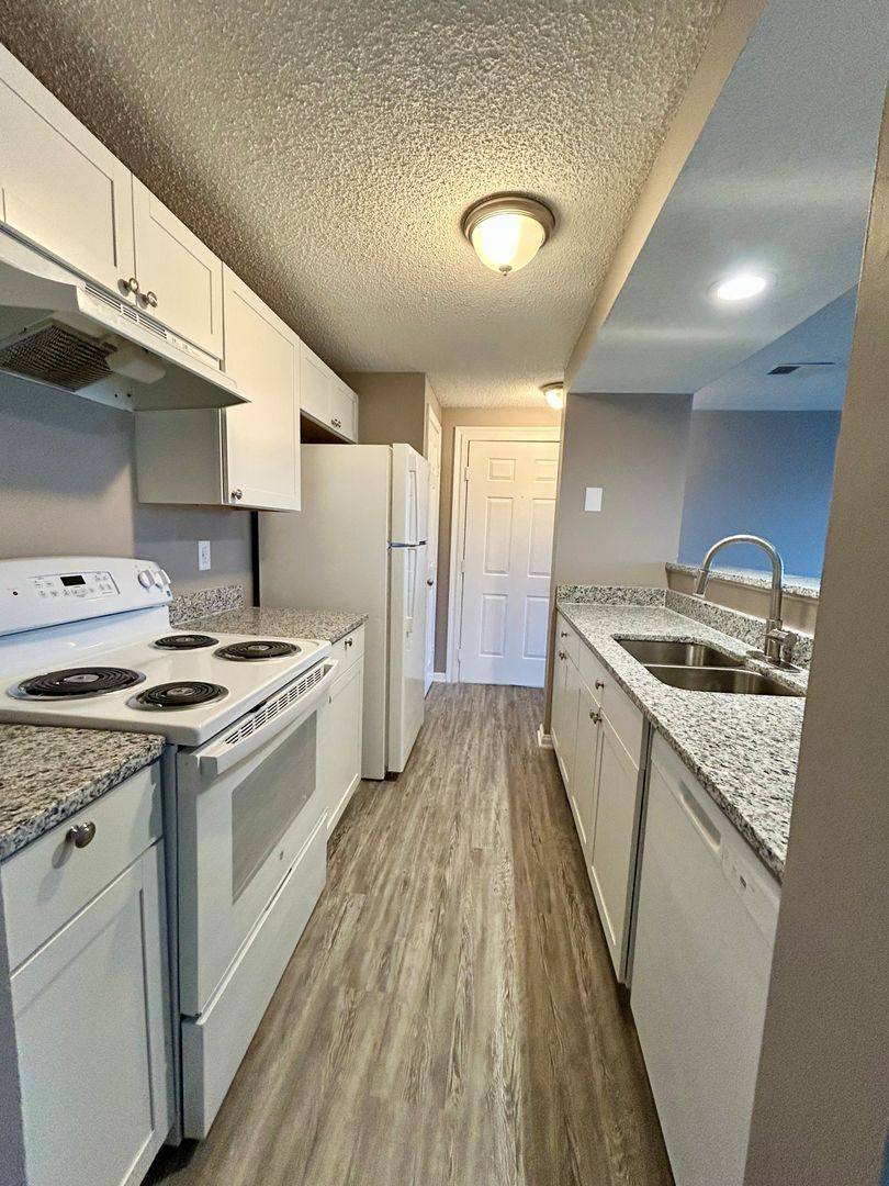 Condo for rent at 1610-J Arlyn Circle, Charlotte, NC 28213