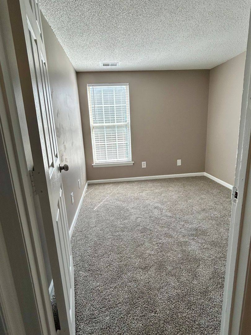 Condo for rent at 1610-J Arlyn Circle, Charlotte, NC 28213
