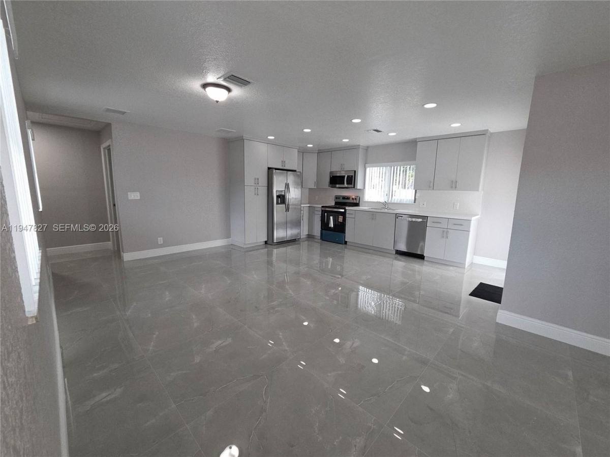 House for rent at 4360 NW 15th St, Fort Lauderdale, FL 33313