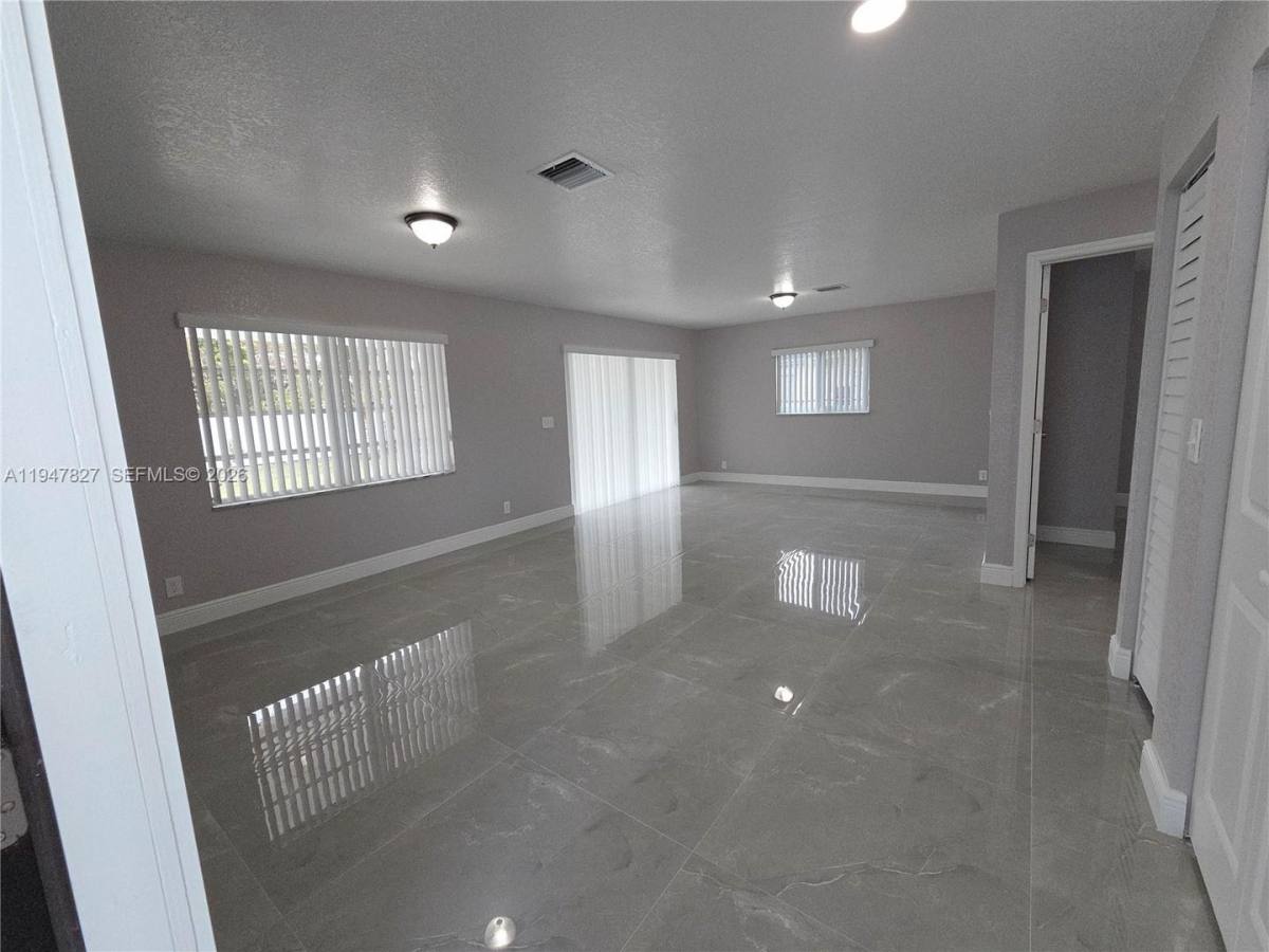 House for rent at 4360 NW 15th St, Fort Lauderdale, FL 33313