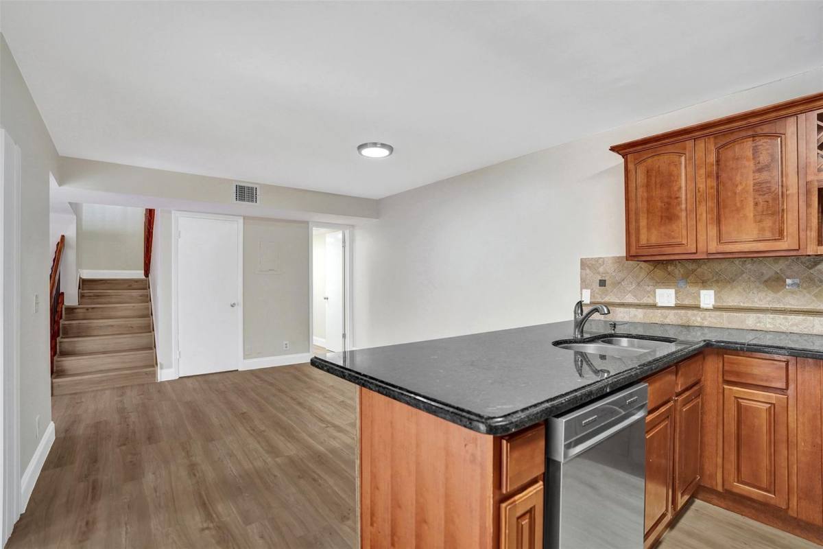 Townhouse for rent at 4872 NW 95th Ave, Fort Lauderdale, FL 33351