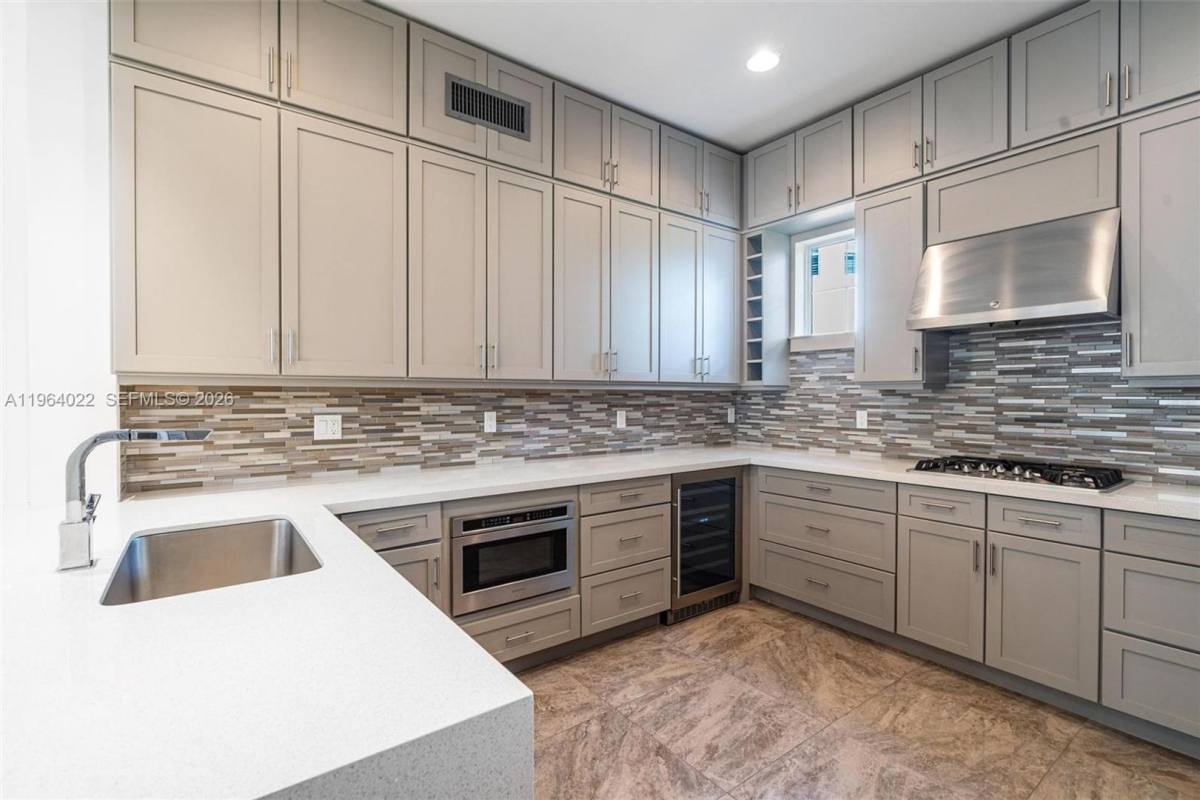 House for rent at 1757 NE 9th St, Fort Lauderdale, FL 33304