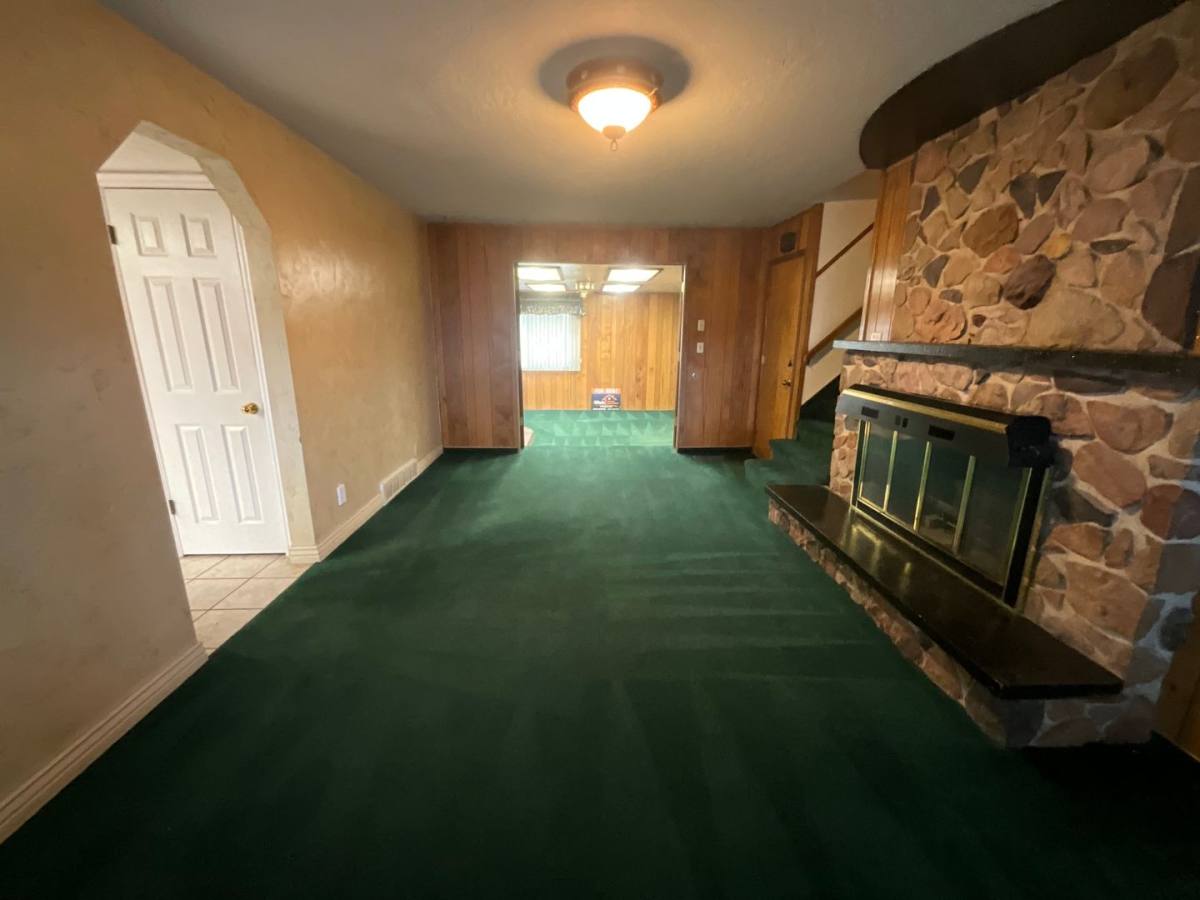Apartment for rent at 5859 S 3500 W, Roy, UT 84067