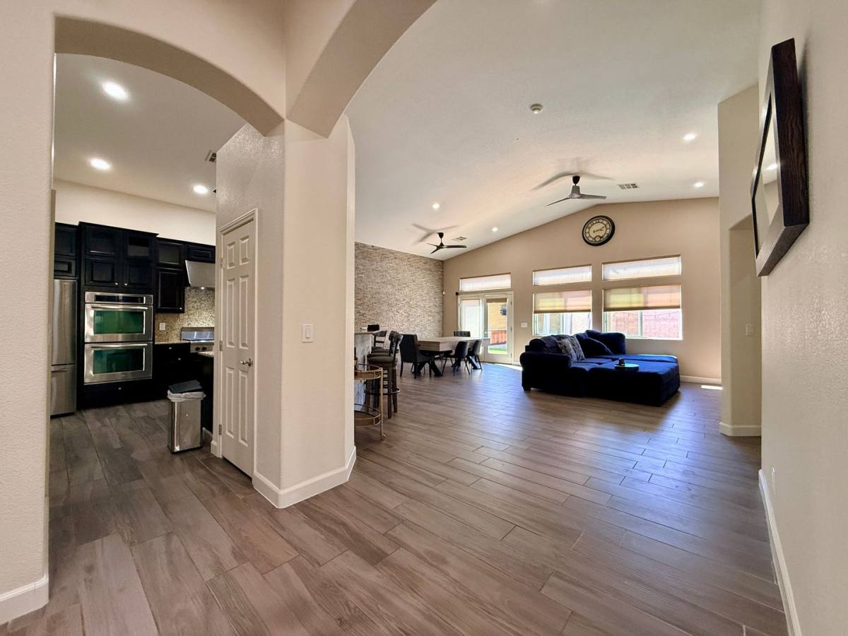 House for rent at 8565 Hogan Falls, Las Vegas, NV 89123