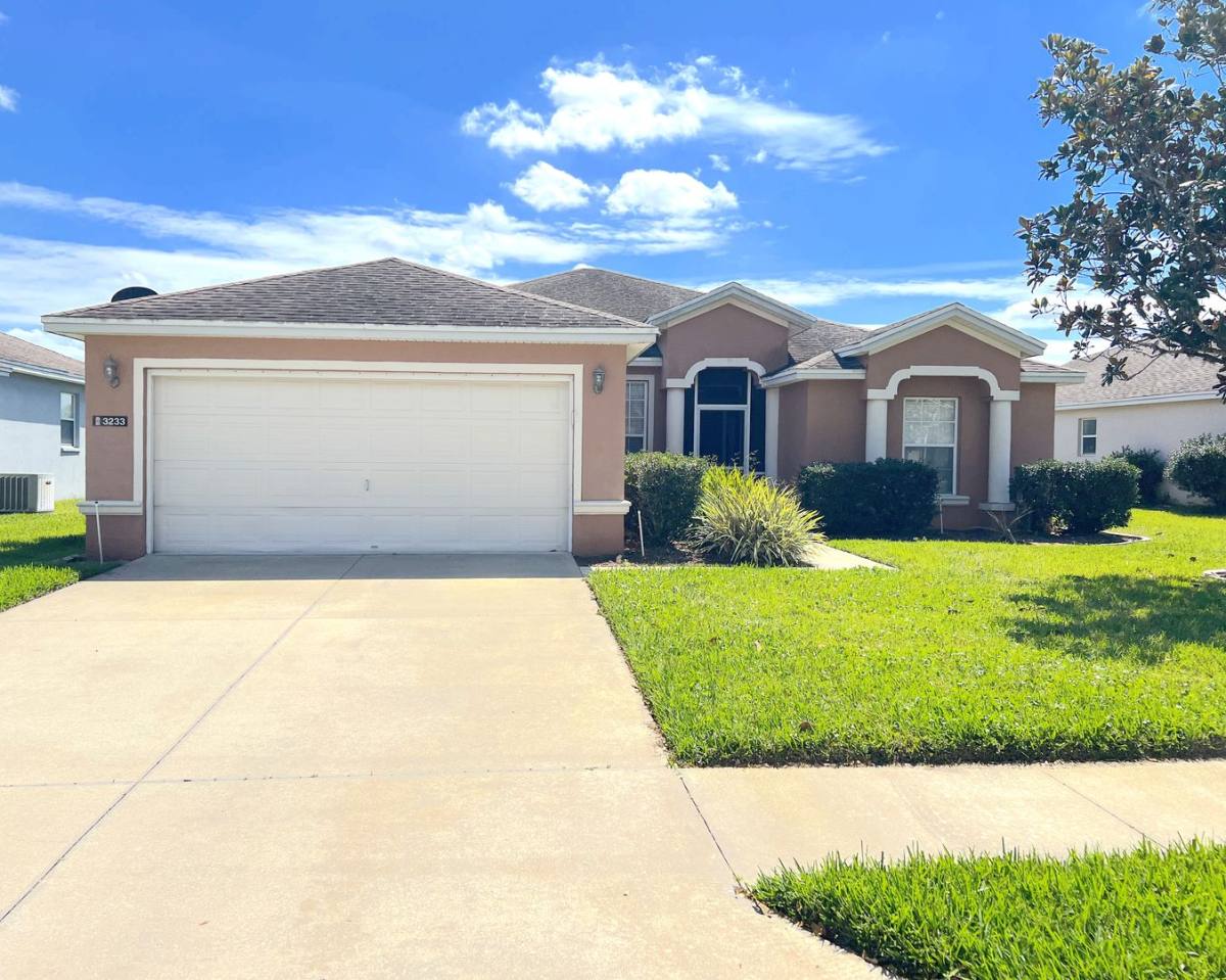 House for rent at 3233 Bellflower Way, Lakeland, FL 33811