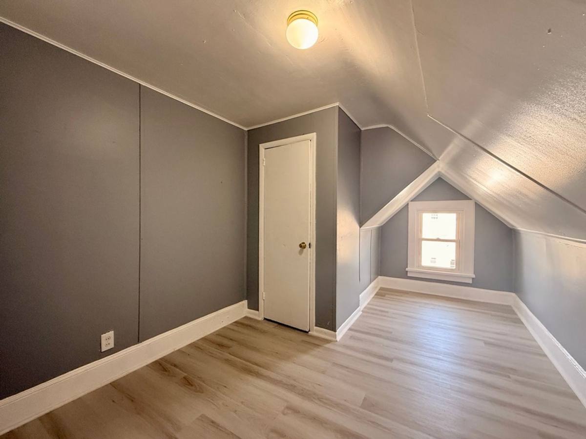 Apartment for rent at 265 N Laurel St, Bridgeton, NJ 08302