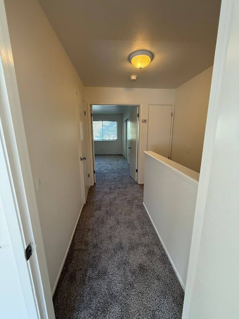Townhouse for rent at 451 Tabor Ave, Fairfield, CA 94533