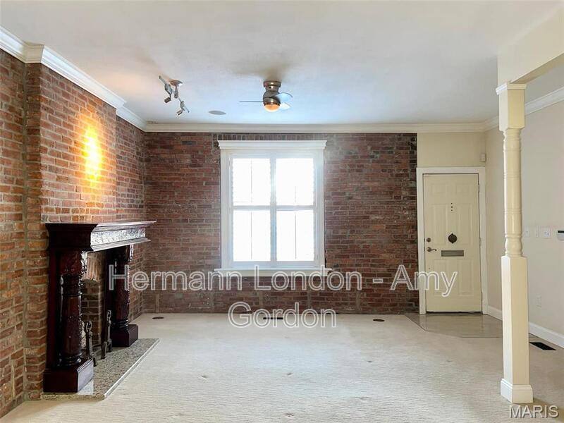 Apartment for rent at 4738 Olive St, Saint Louis, MO 63108