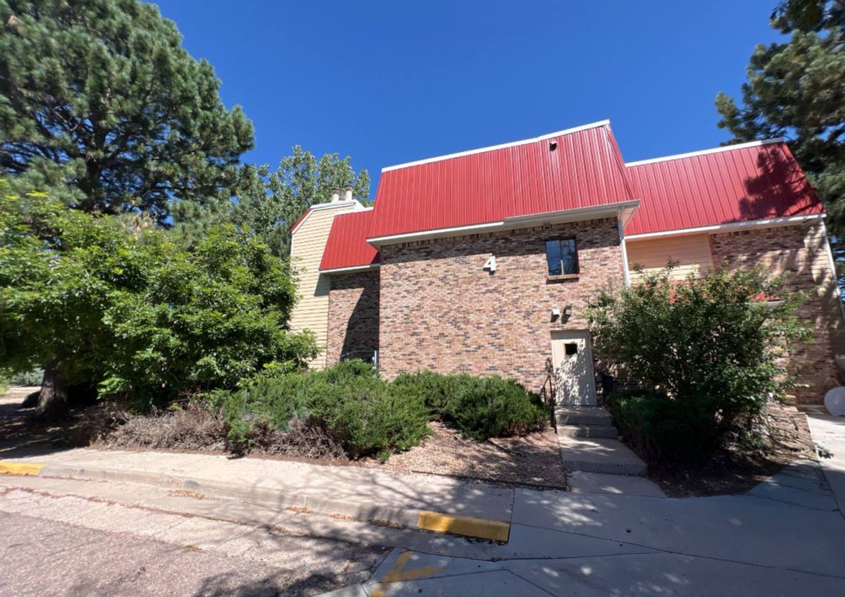 Apartment for rent at 14780 E Kentucky Dr, Aurora, CO 80012
