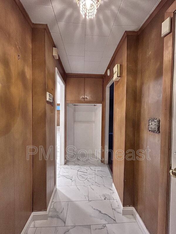 Apartment for rent at 121 Shaw St #1, New London, CT 06320