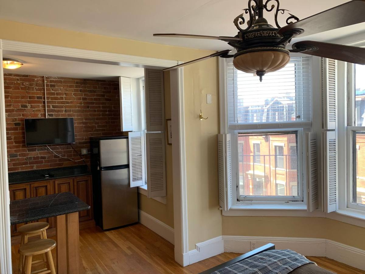 Apartment for rent at 48 Hereford St #3D, Boston, MA 02115