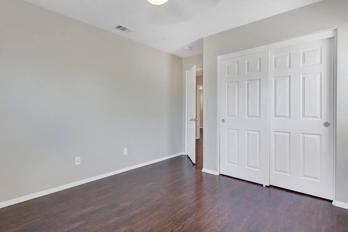 House for rent at 607 Calle Vibrante, Palm Desert, CA 92211
