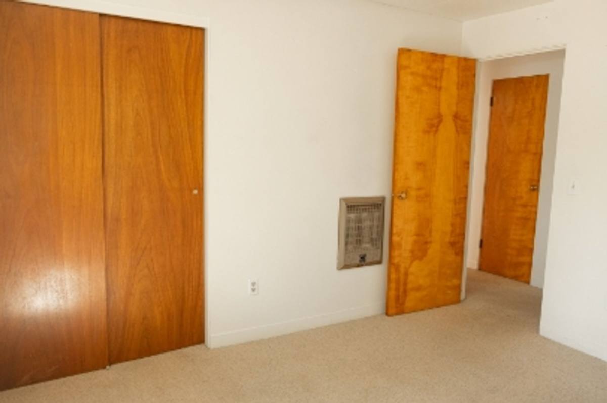 Apartment for rent at 412 N Fir St, Genesee, ID 83832