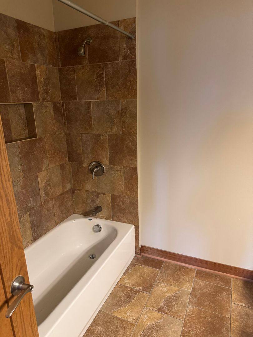 Apartment for rent at 6500 University Ave, Windsor Heights, IA 50324