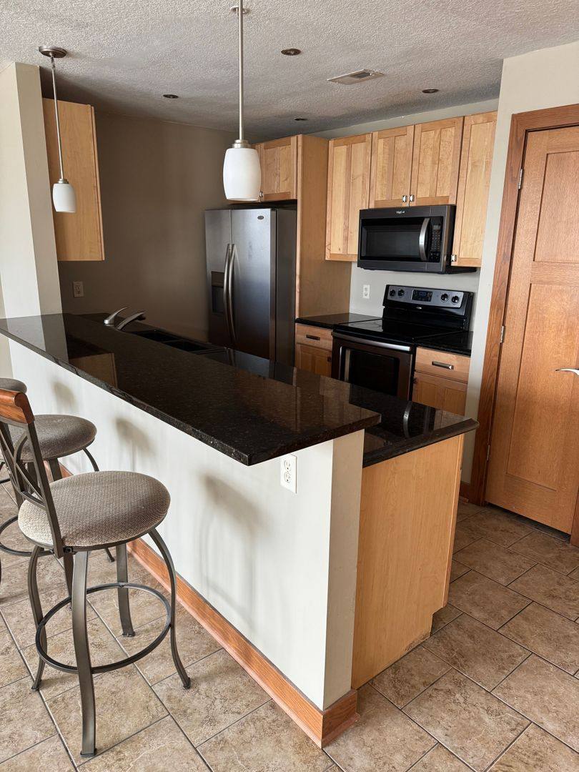 Apartment for rent at 6500 University Ave, Windsor Heights, IA 50324