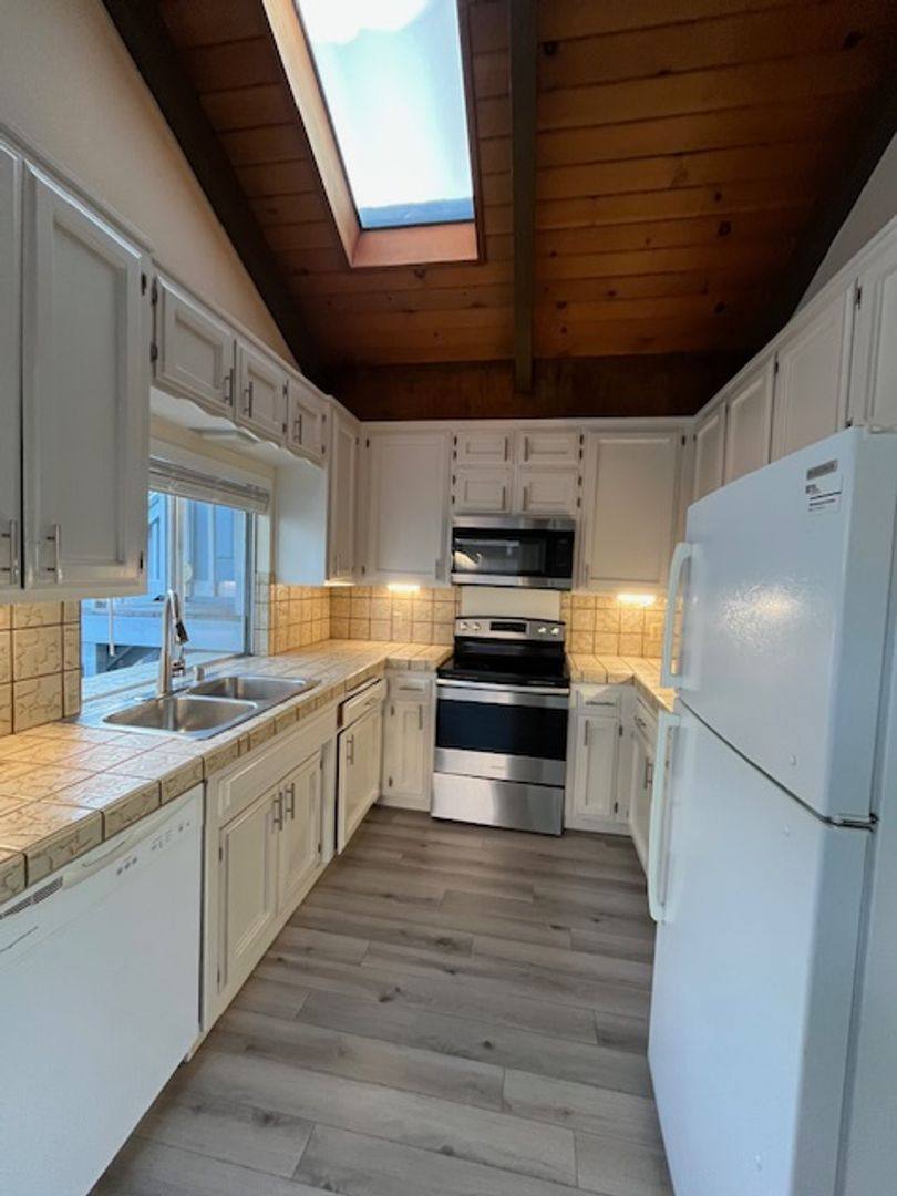 House for rent at 3413 Ocean Blvd, Cayucos, CA 93430