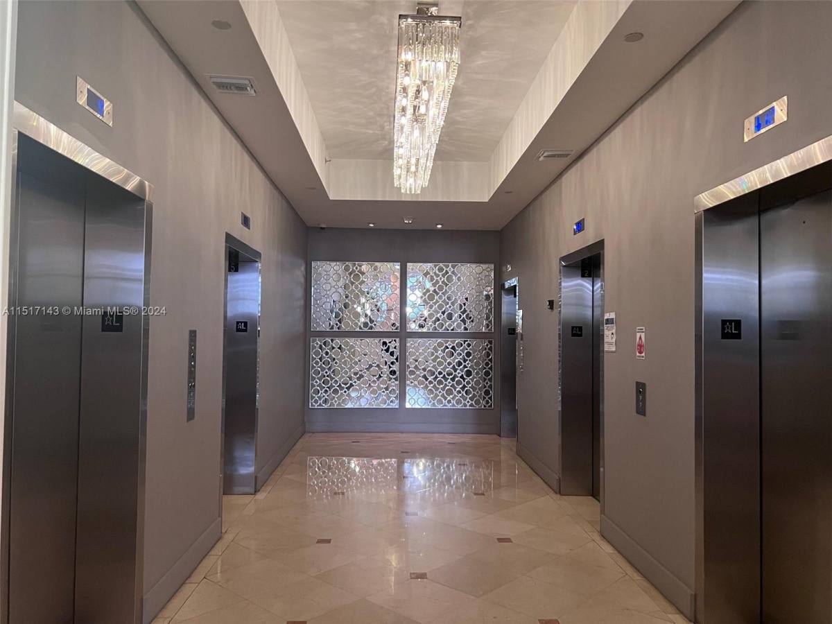 Apartment for rent at 100 Lincoln Rd #312, Miami Beach, FL 33139