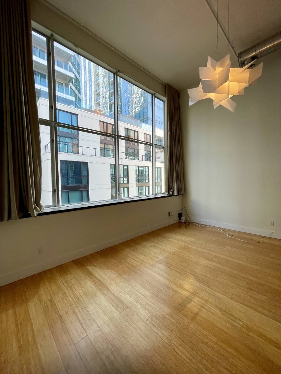Apartment for rent at 18 Lansing St #303, San Francisco, CA 94105