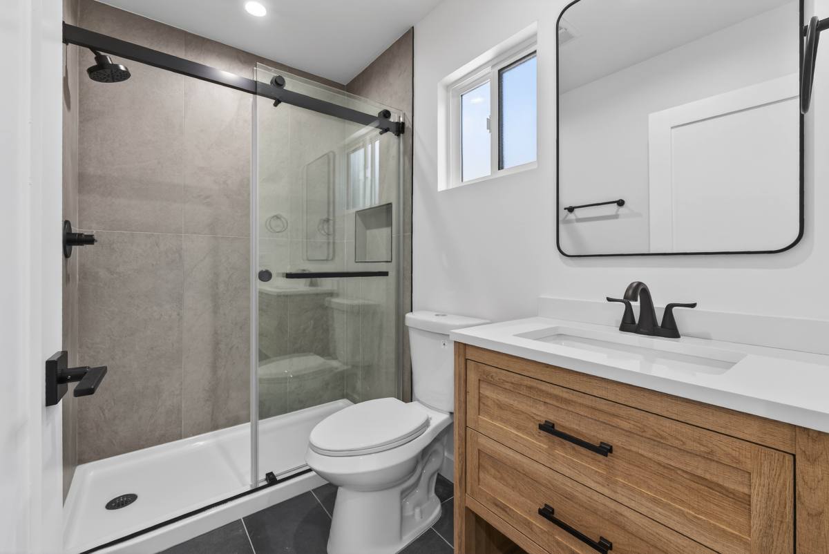 Townhouse for rent at 680 E 45th St, Los Angeles, CA 90011
