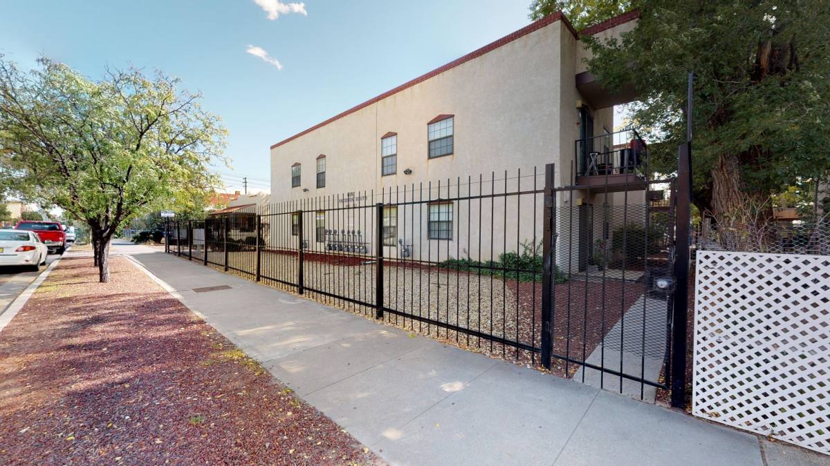Apartment for rent at 816 Coal Ave SW, Albuquerque, NM 87102