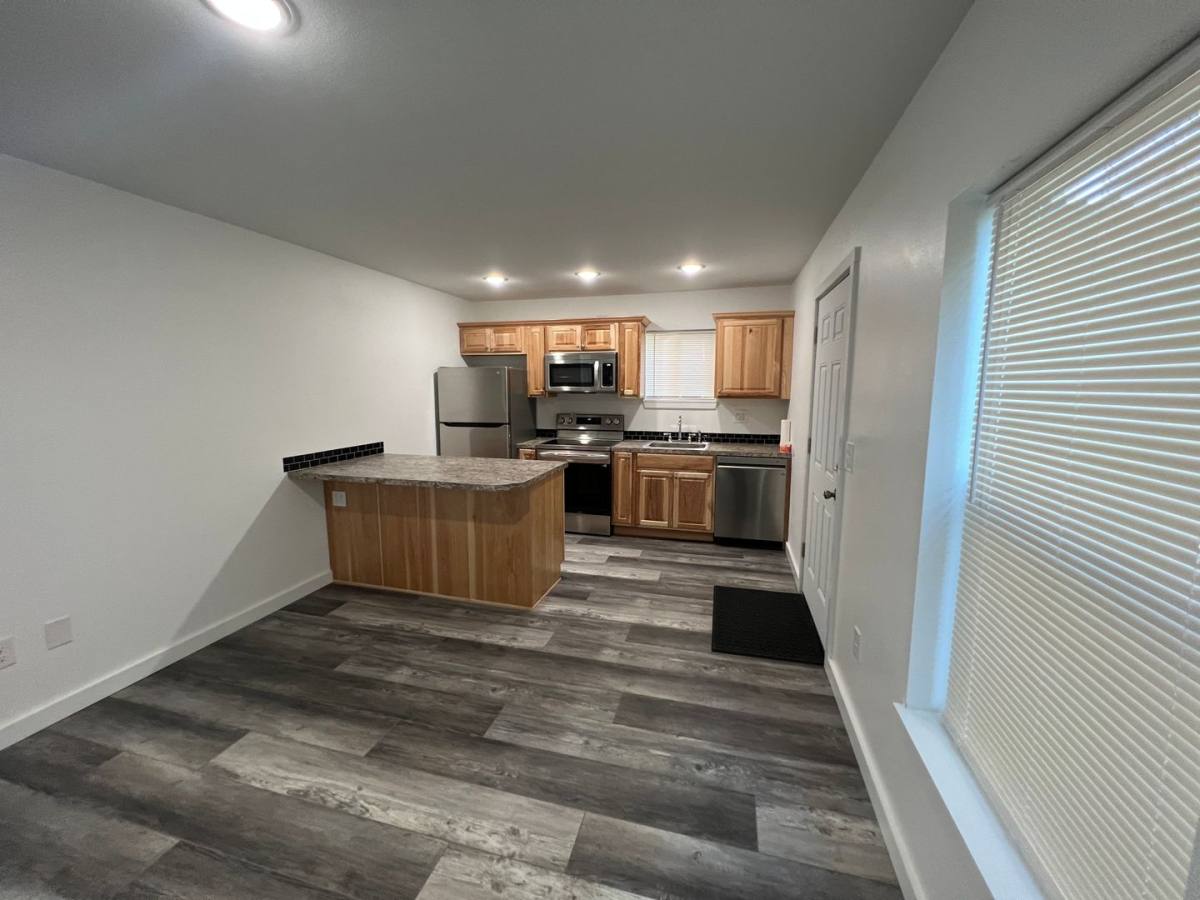 Apartment for rent at 583 N Main, Toledo, OR 97391