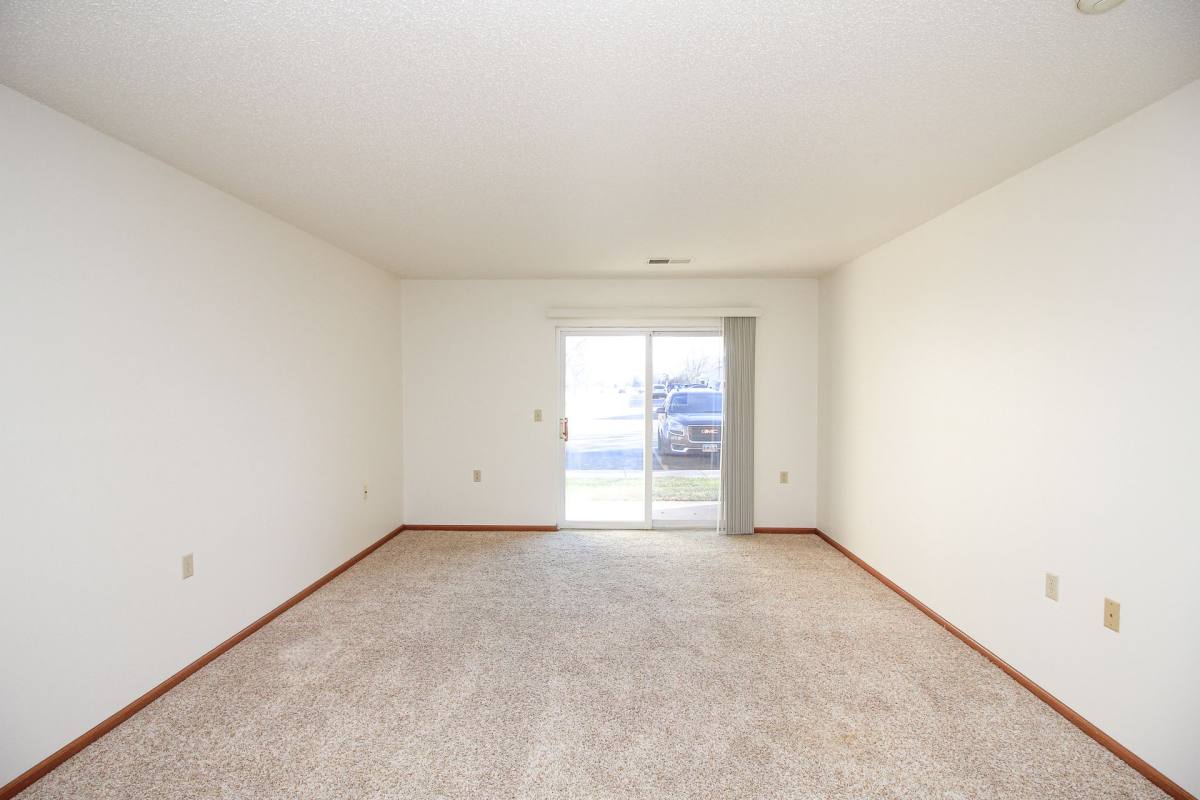 Apartment for rent at 6600 W 43rd Place, Sioux Falls, SD 57106