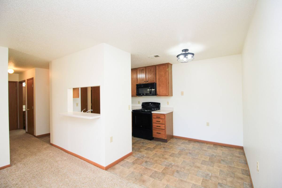 Apartment for rent at 6600 W 43rd Place, Sioux Falls, SD 57106