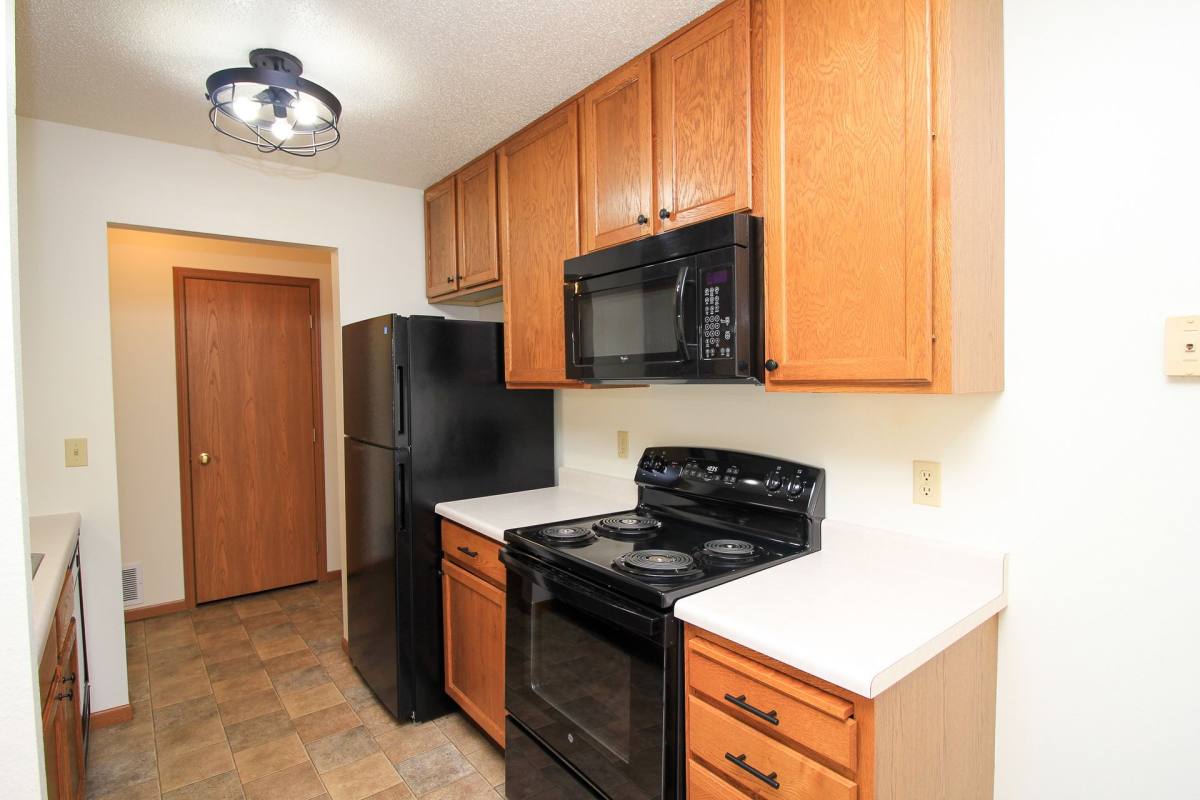 Apartment for rent at 6600 W 43rd Place, Sioux Falls, SD 57106