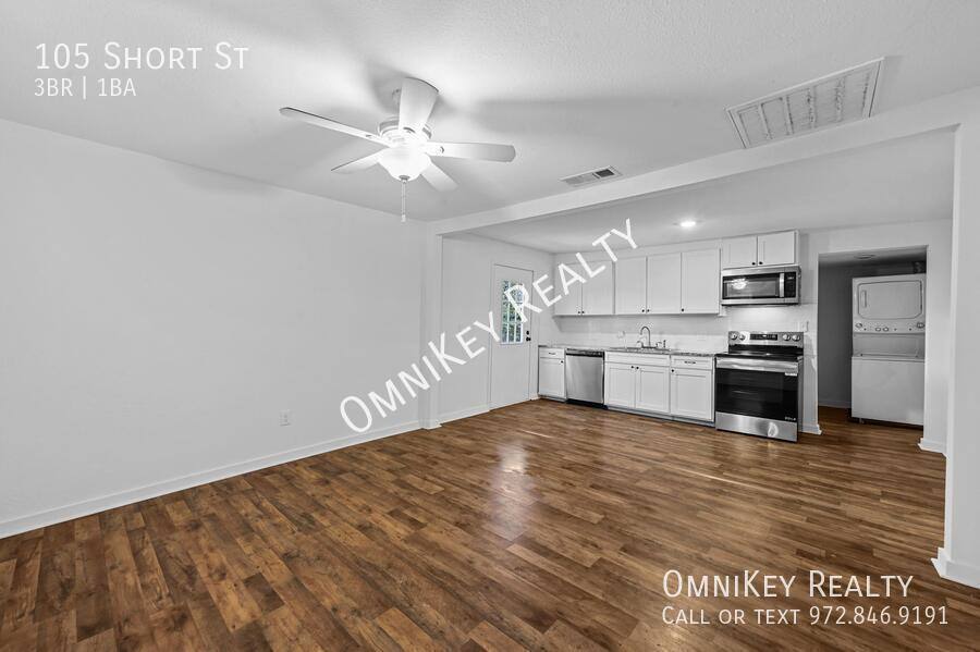 105 Short St, Farmersville, TX 75442 - House for Rent - Image 2