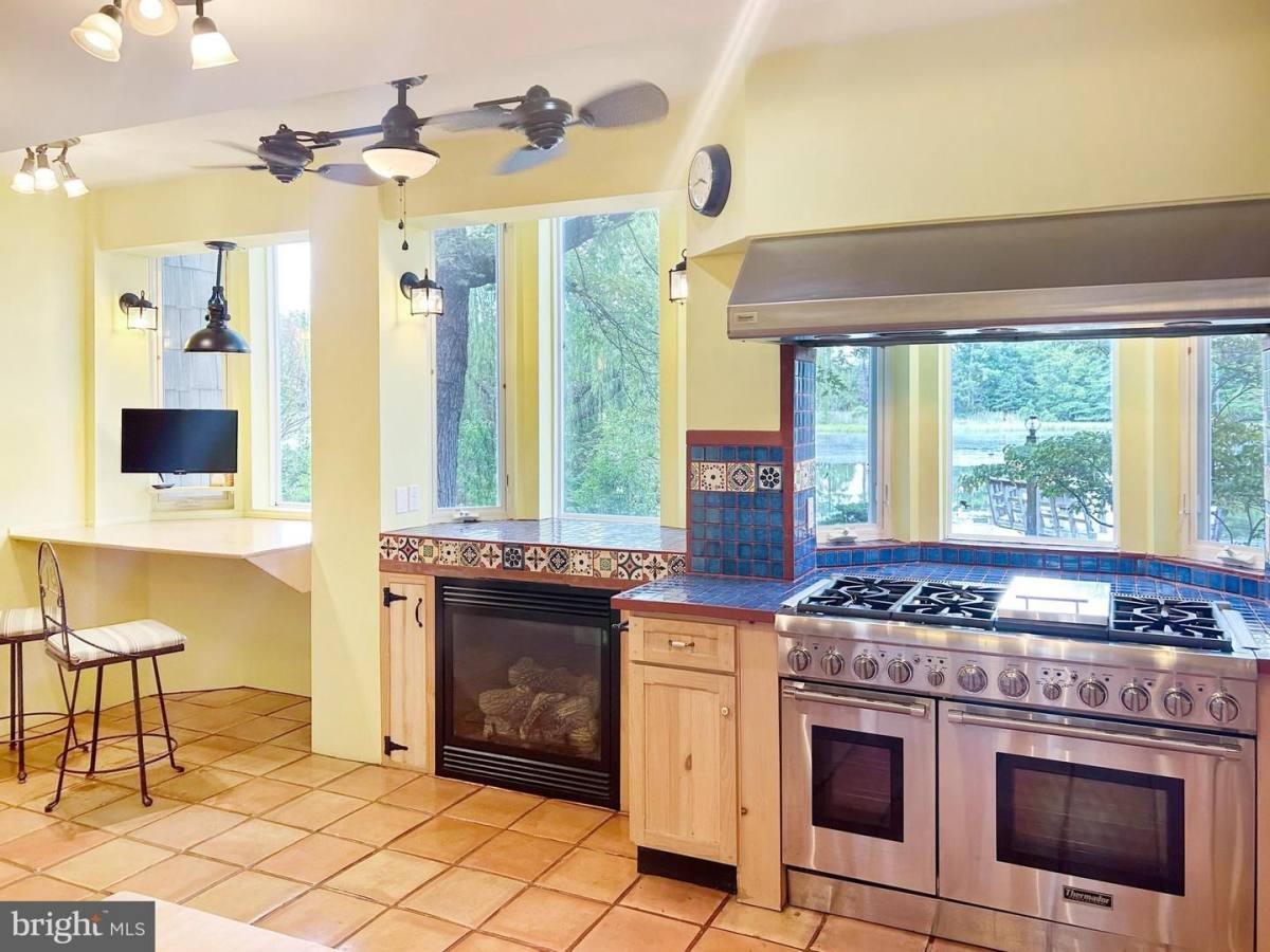 Apartment for rent at 12330 Potomac View Rd, Newburg, MD 20664