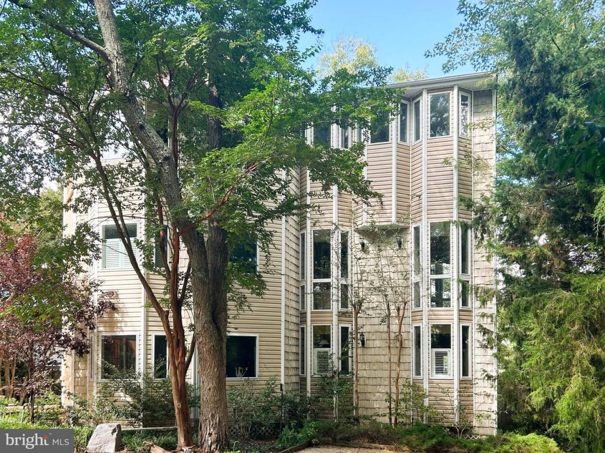 Apartment for rent at 12330 Potomac View Rd, Newburg, MD 20664
