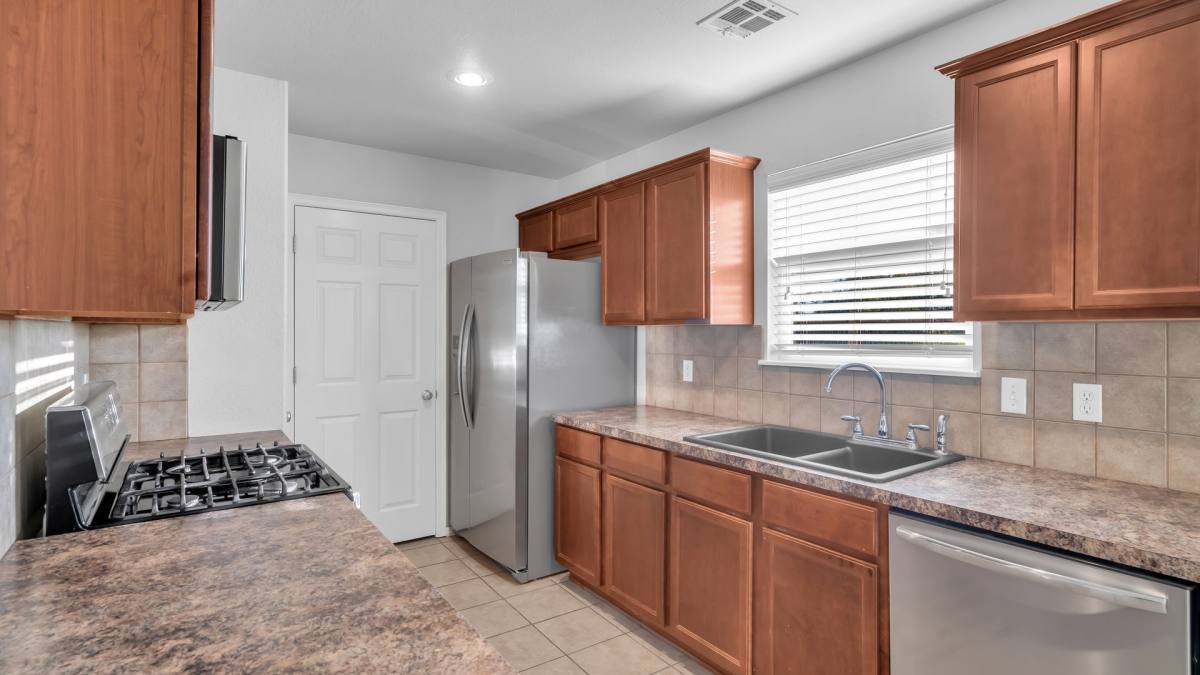 House for rent at 14709 E 107th Place, Owasso, OK 74055