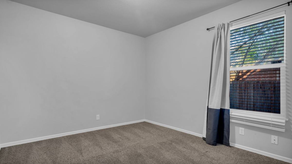 House for rent at 14709 E 107th Place, Owasso, OK 74055