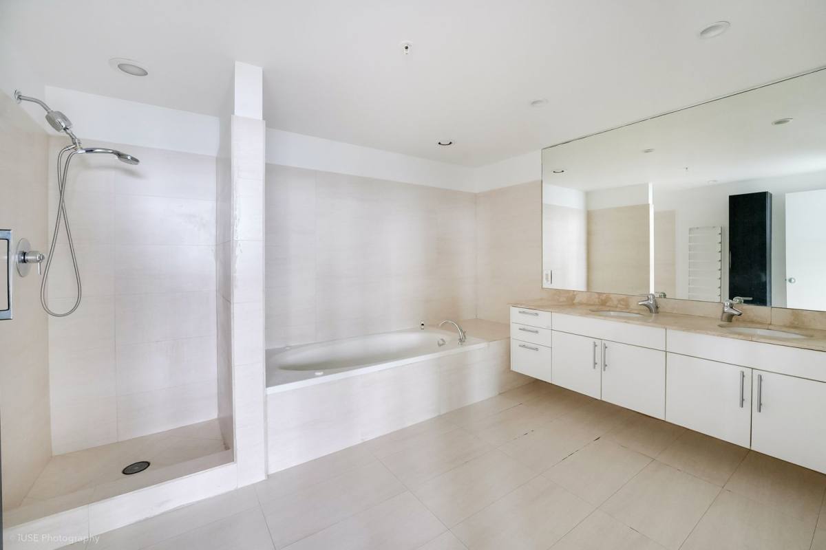 House for rent at 7929 W Dr #1001, Miami Beach, FL 33141