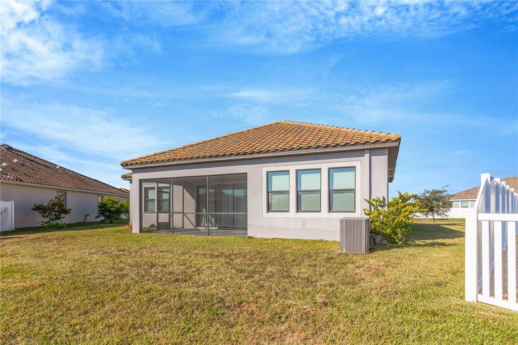 Apartment for rent at 11954 Cinnamon Fern Dr, Riverview, FL 33579