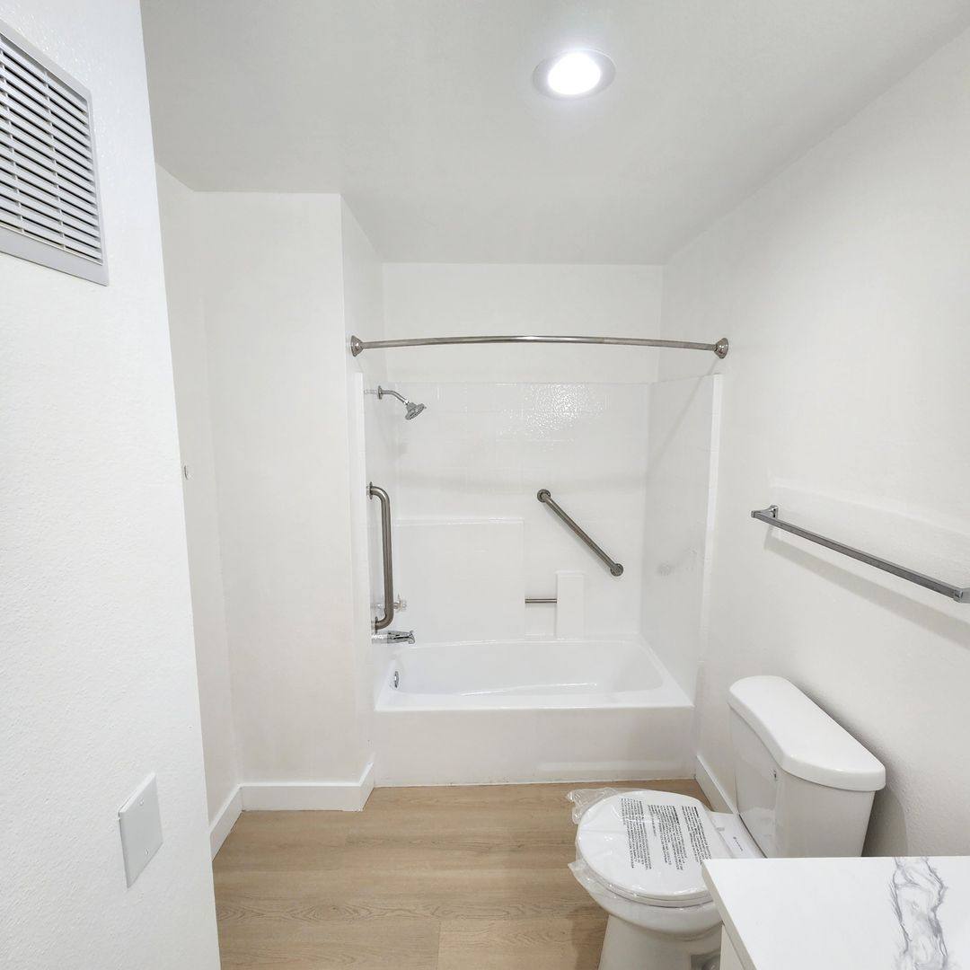 Apartment for rent at 24724 Valley St, Newhall, CA 91321