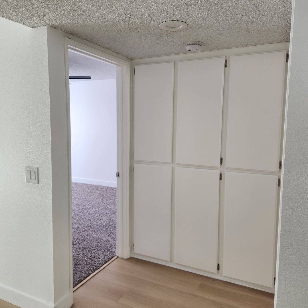 Apartment for rent at 24724 Valley St, Newhall, CA 91321