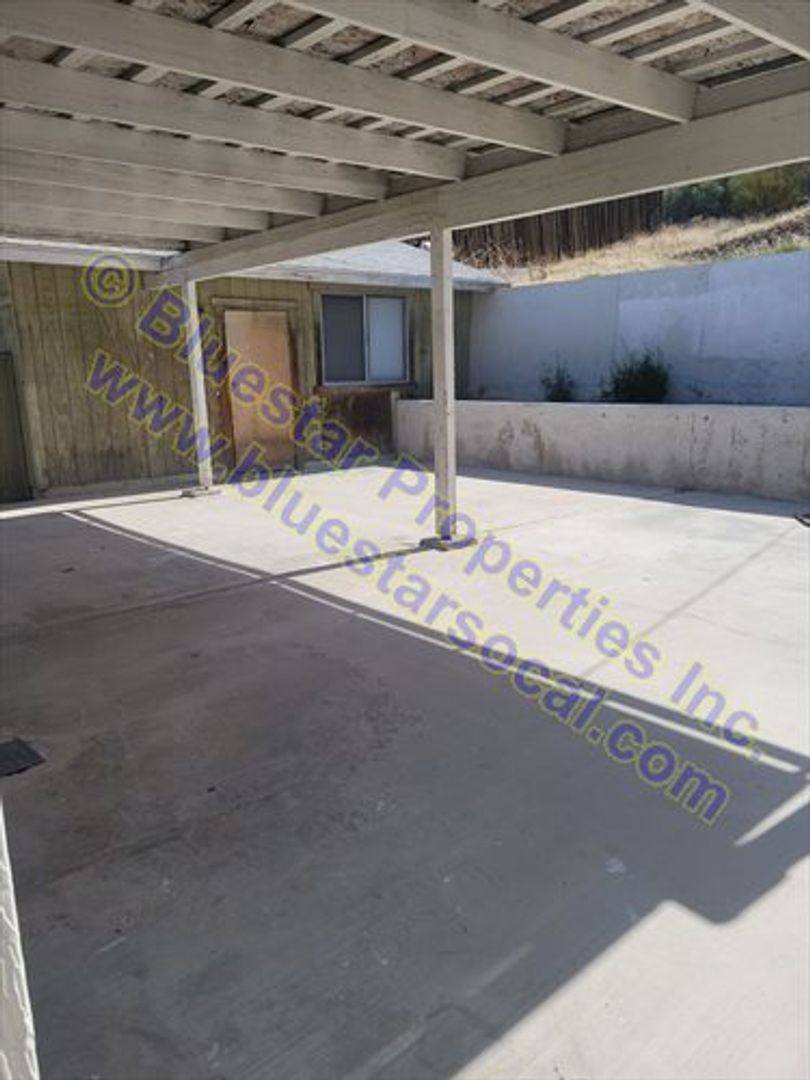 House for rent at 15469 Hesperia Rd, Victorville, CA 92395