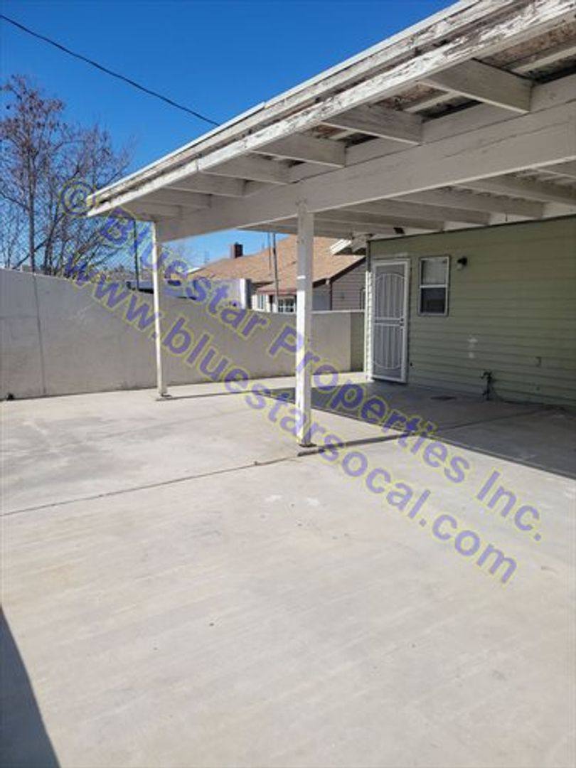 House for rent at 15469 Hesperia Rd, Victorville, CA 92395