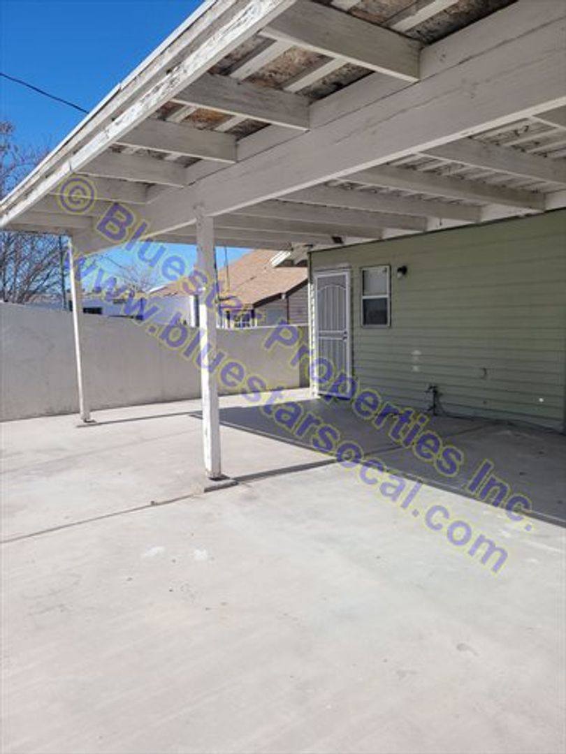 House for rent at 15469 Hesperia Rd, Victorville, CA 92395