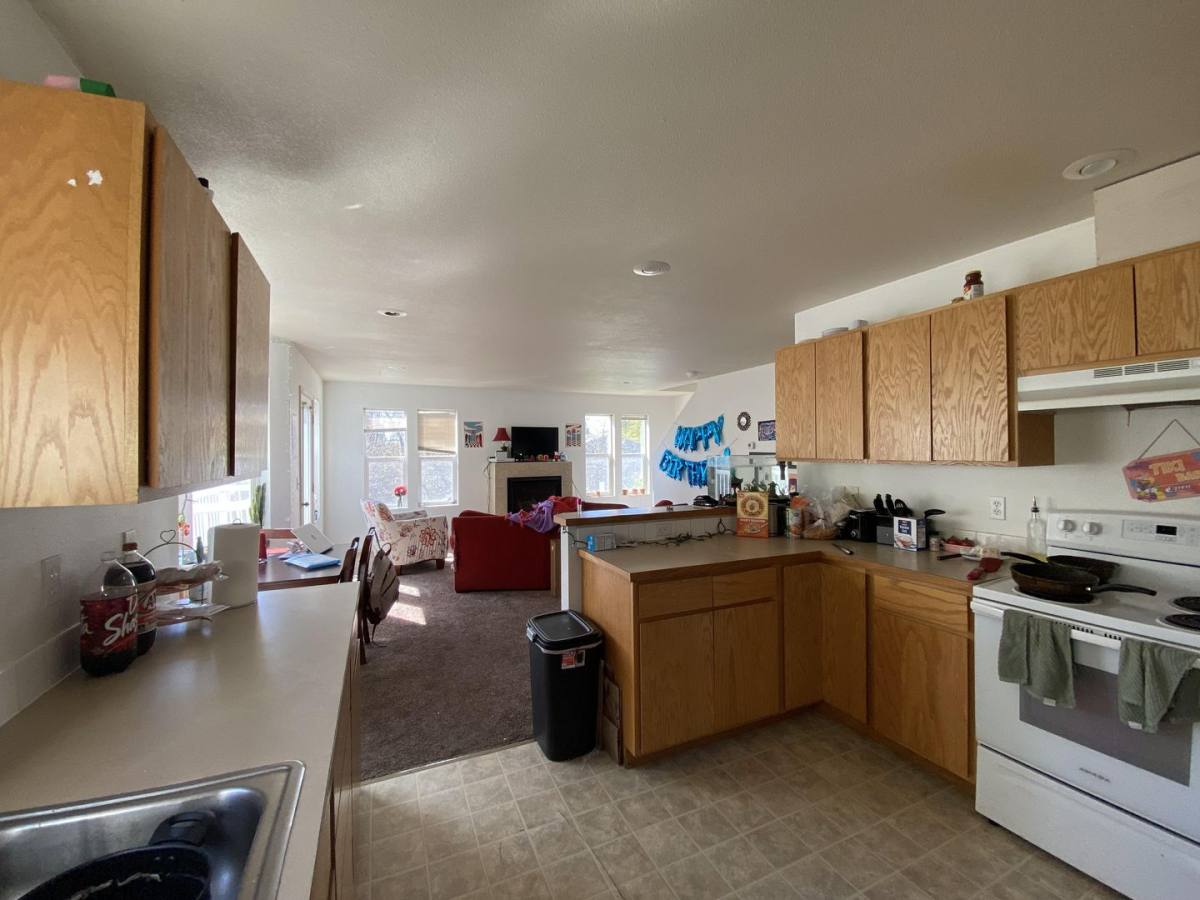 Apartment for rent at 857 N Garfield St, Moscow, ID 83843