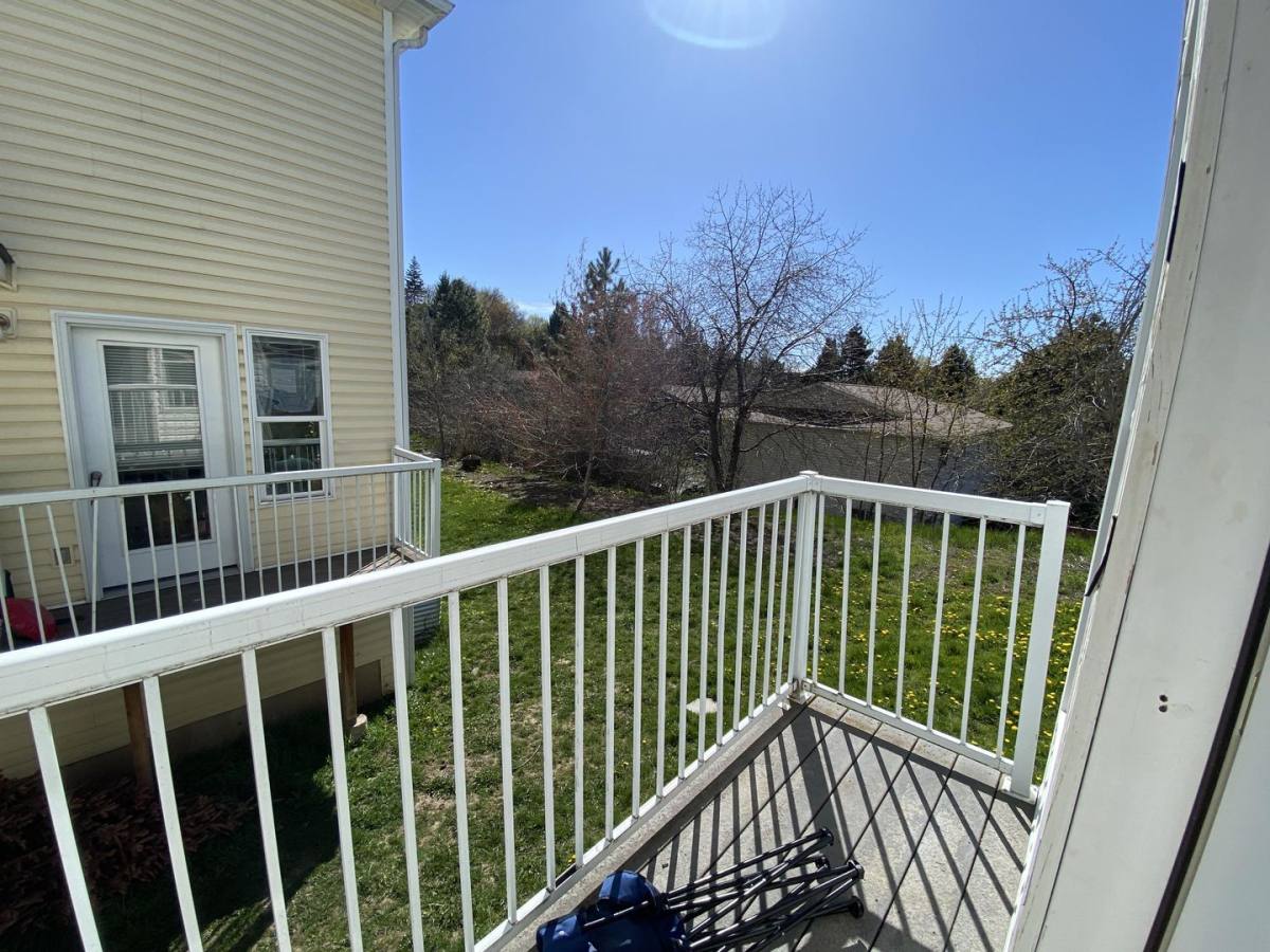 Apartment for rent at 857 N Garfield St, Moscow, ID 83843