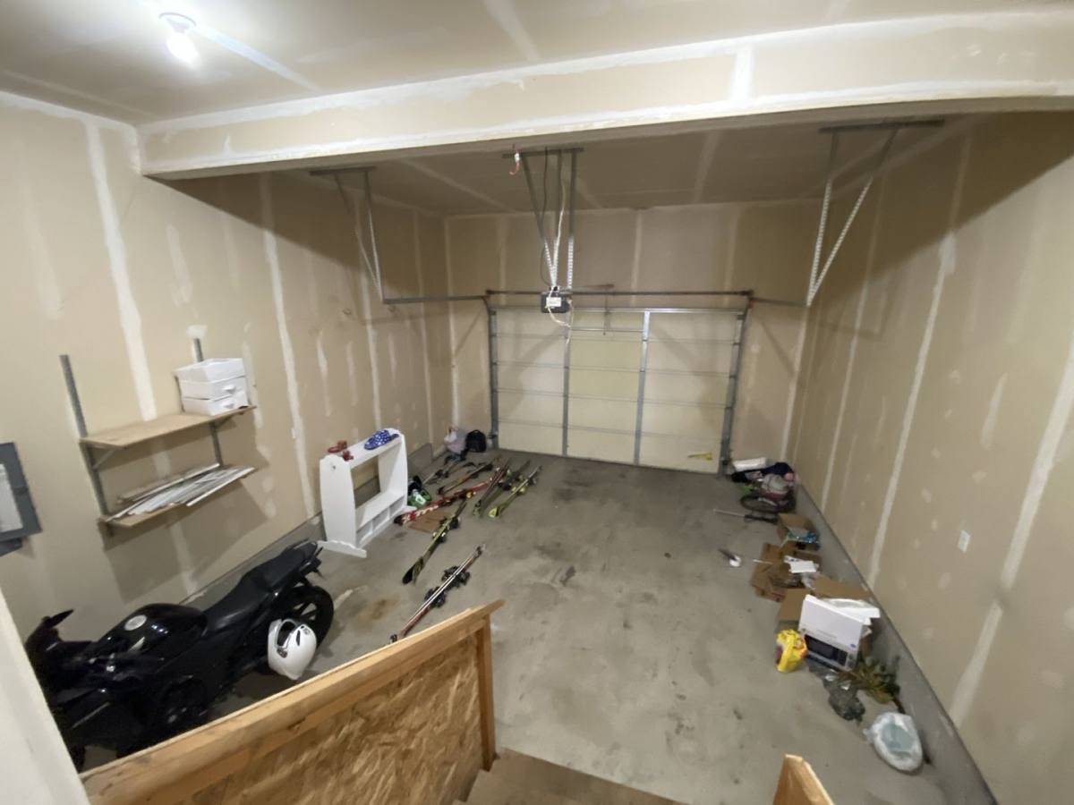 Apartment for rent at 857 N Garfield St, Moscow, ID 83843