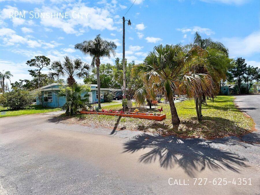 Apartment for rent at 10464 106th Ave N #2, Largo, FL 33773