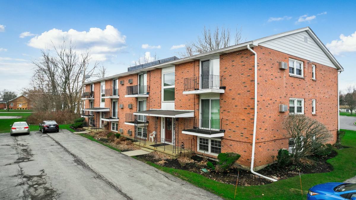 Apartment for rent at 499 Davison Rd, Lockport, NY 14094