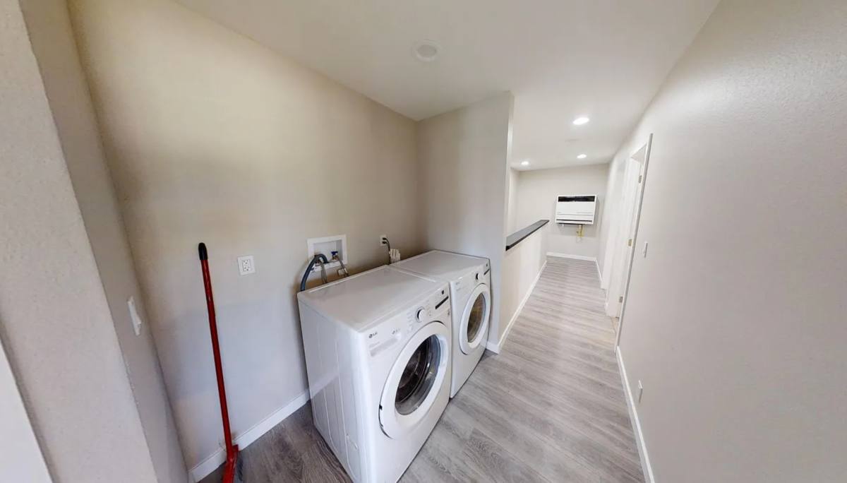 Apartment for rent at 5354-5356 E Falls View Dr, San Diego, CA 92115