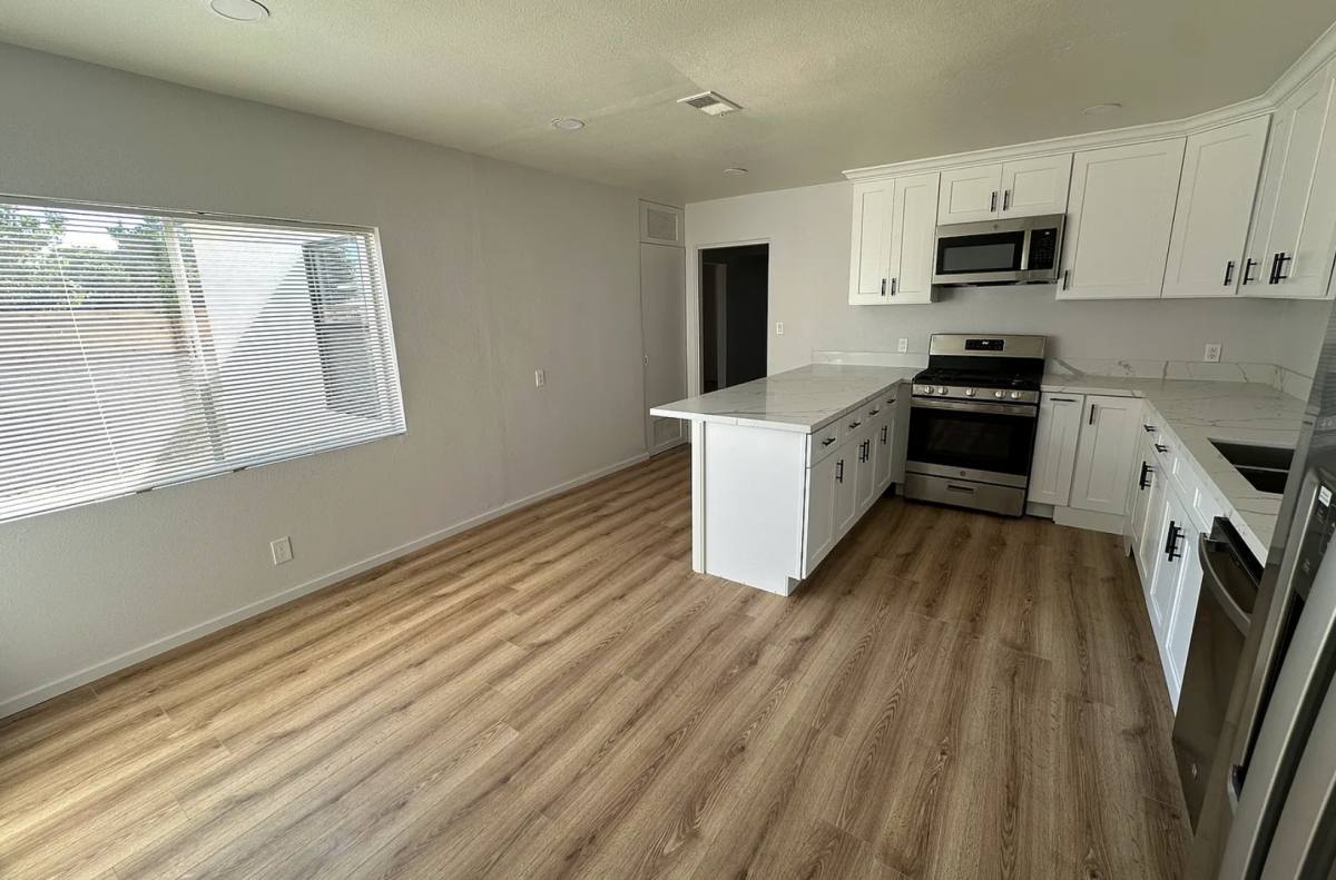 Apartment for rent at 6441 Montezuma Rd, San Diego, CA 92115