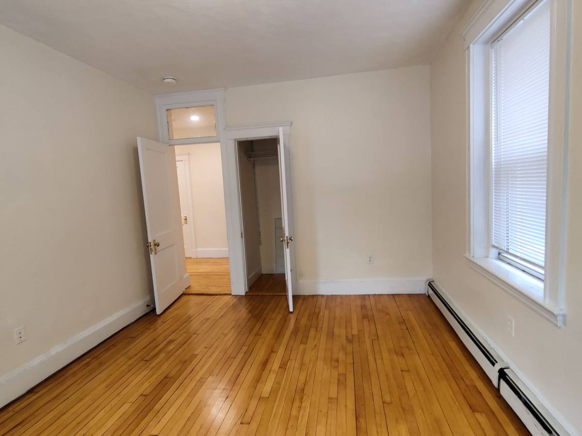 Apartment for rent at 69 Babcock St #1E, Brookline, MA 02446