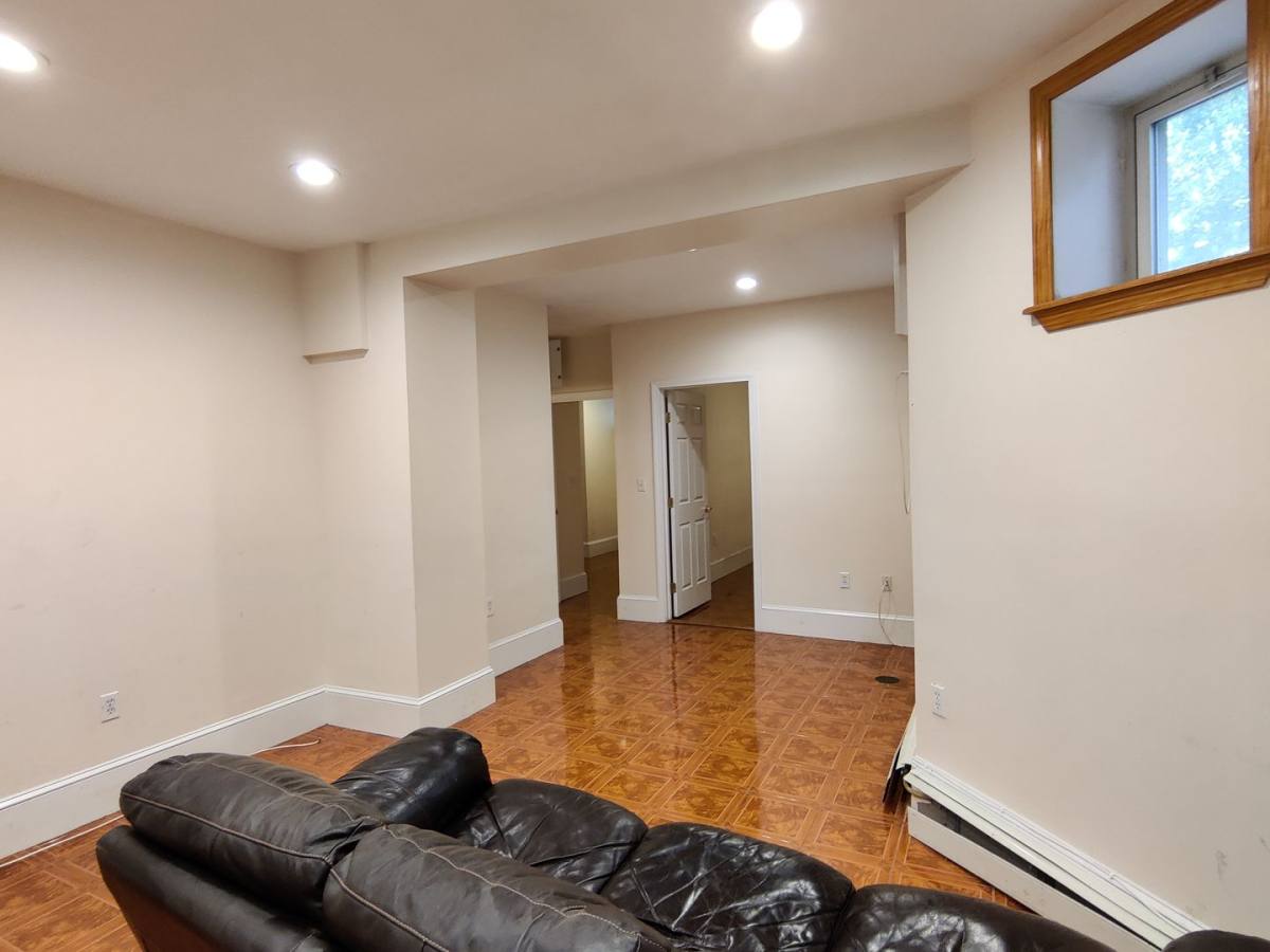 Apartment for rent at 69 Babcock St #1E, Brookline, MA 02446