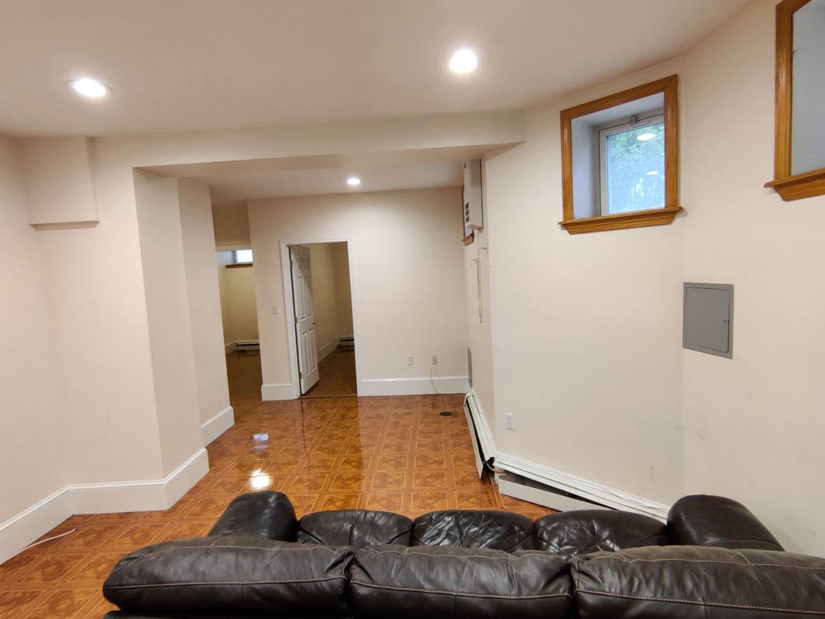 Apartment for rent at 69 Babcock St #1E, Brookline, MA 02446